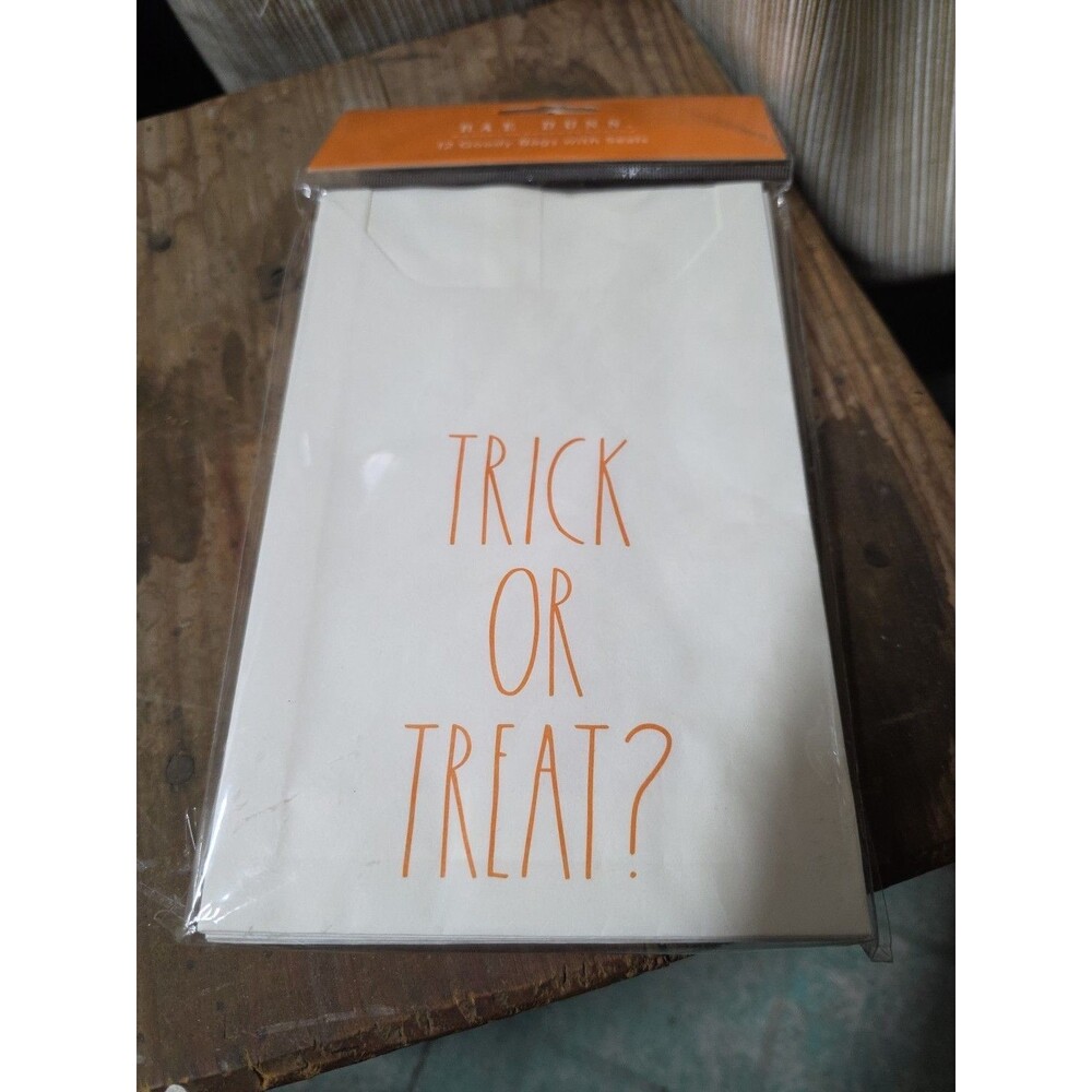 Rae Dunn 12 Ct. Halloween Trick or Treat Goodie Bags With Seals